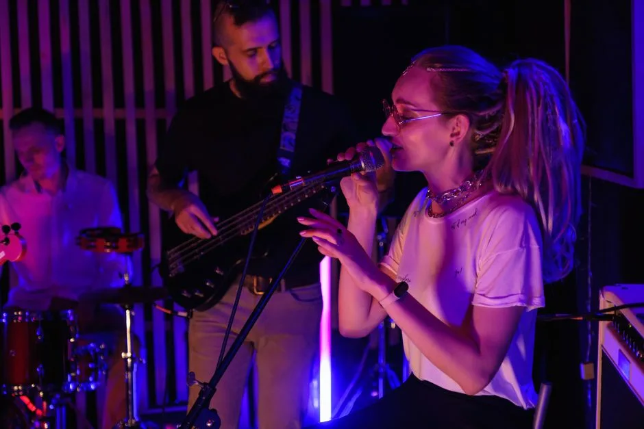 Scandal în lumea muzicală românească: Delia contestă utilizarea videoclipului său fără permisiune