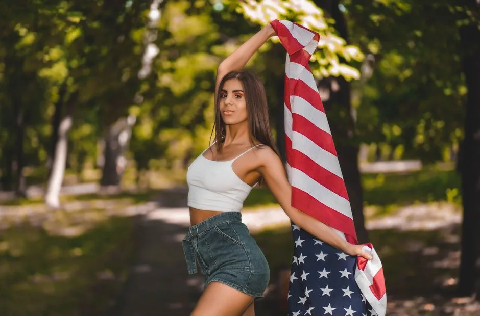 Sărbătoarea Independenței Americii: Nicușor Dan și Ilie Bolojan, prezenți la recepția de la ambasada SUA