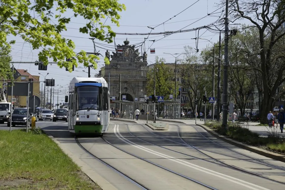 Ultima Călătorie a Tramvaiului Tatra în București: O Epocă se Încheie