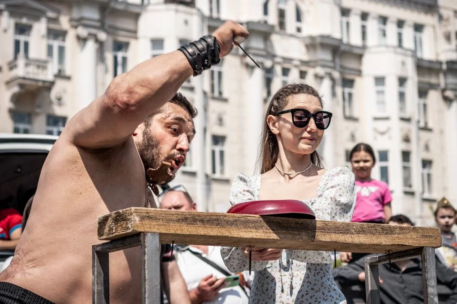 Provocări și Sacrificii: Contextul Dilemei României în Scenariul Regional