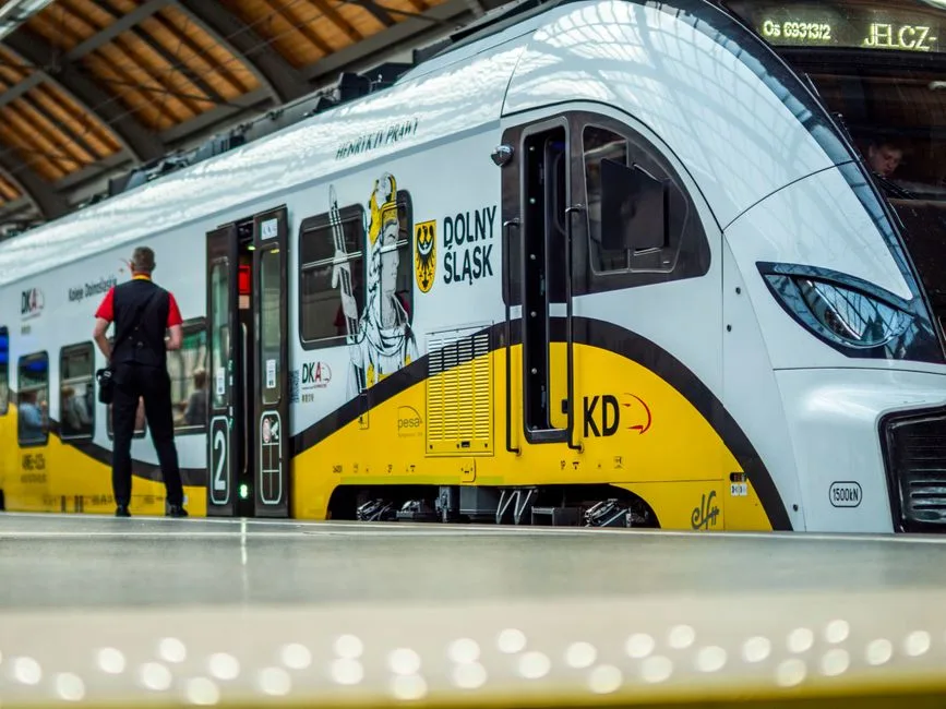 Primul tren PESA a intrat pe rutele feroviare românești, marcând o nouă eră în transportul feroviar