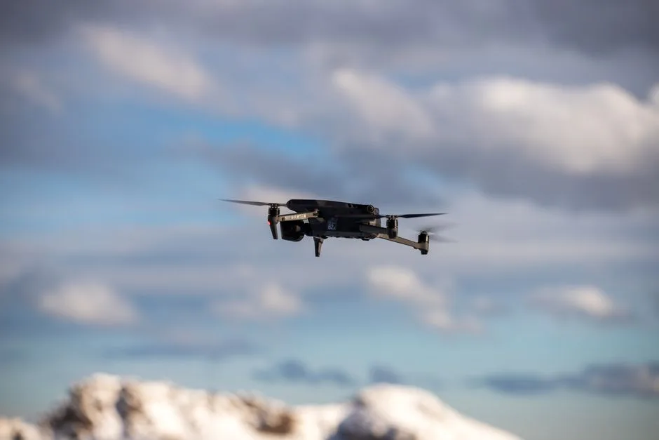 Drone neidentificate detectate în apropierea Tulcei: alertă în România