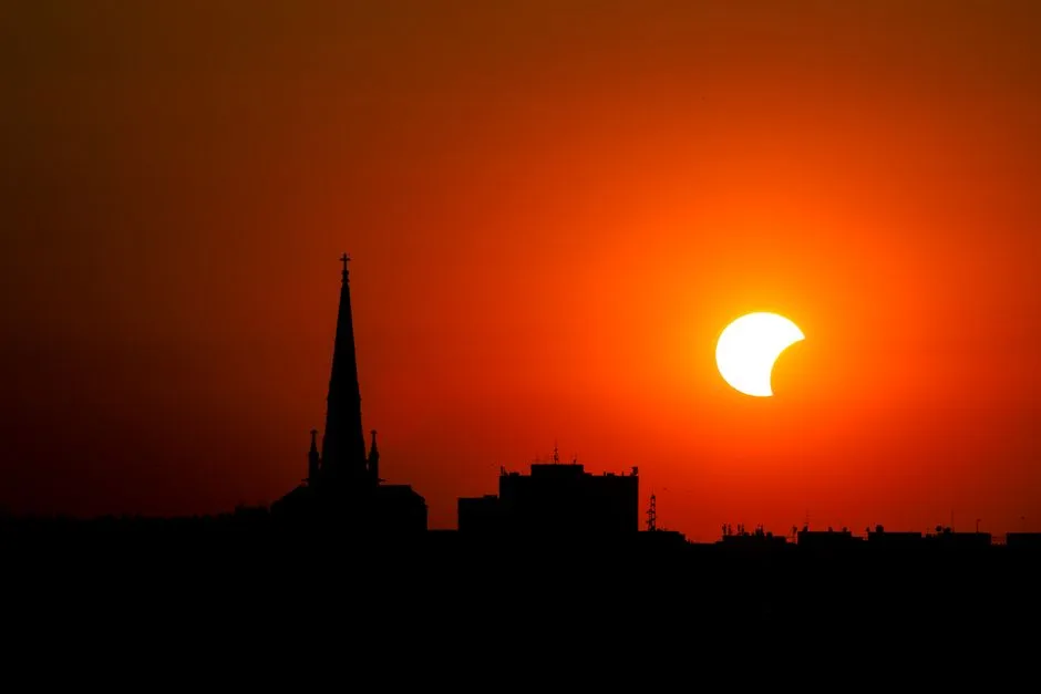 Eclipsa solară din 2023: un spectacol cosmic văzut din Argeș