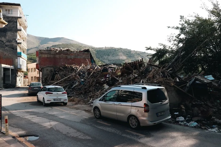 Tragedie în Italia: Părinți români descoperă că fiul lor nu mai era în viață după o călătorie de 100 km