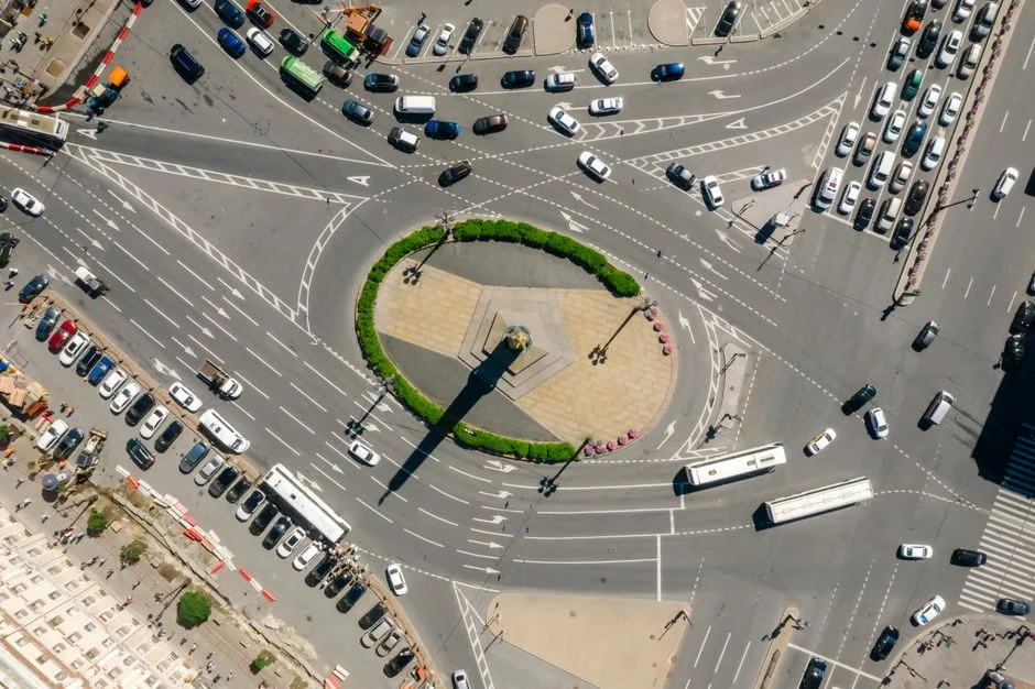 Restricții de circulație în centrul Bucureștiului: Impactul asupra transportului și al locuitorilor