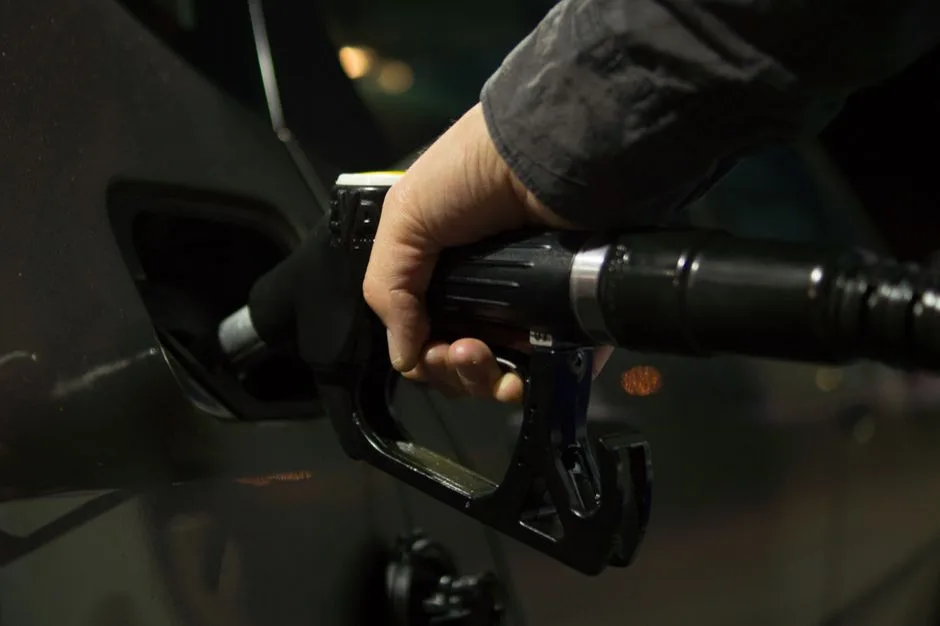 Prețurile carburanților în România: Ce ne așteaptă în perioada următoare?