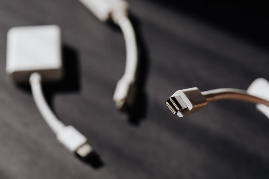 UGREEN aduce inovația în lumea accesoriilor pentru smartphone-uri cu o husă revoluționară pentru iPhone 18 Pro