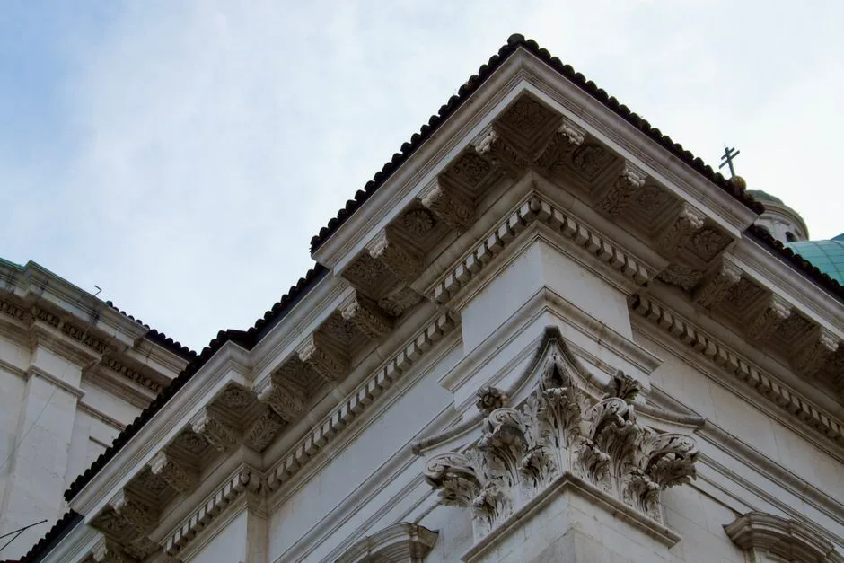 O bijuterie arhitecturală pe cale de dispariție: Palatul de 4,4 milioane de euro din București