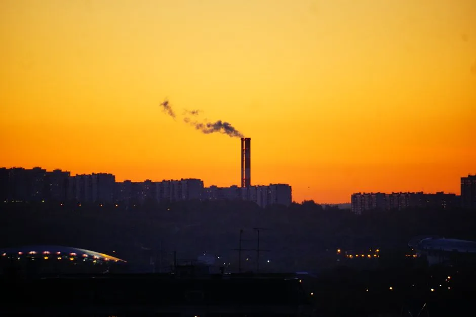Valul de aer polar aduce primele ninsori în România