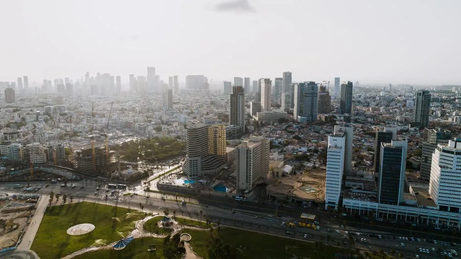 Zborul Dubai-Tel Aviv a fost redirecționat în Arabia Saudită din cauza unei alerte de deturnare