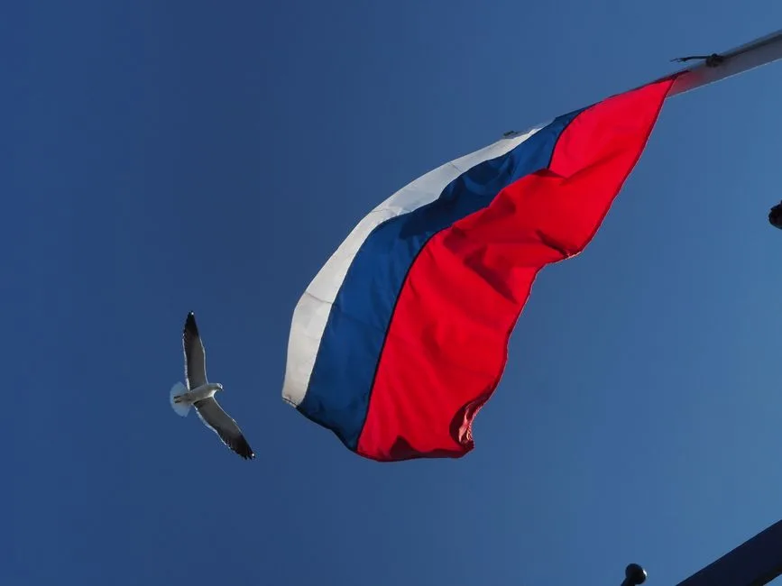Rusia reacționează după pierderea aliatului său în Serbia: implicații și perspective
