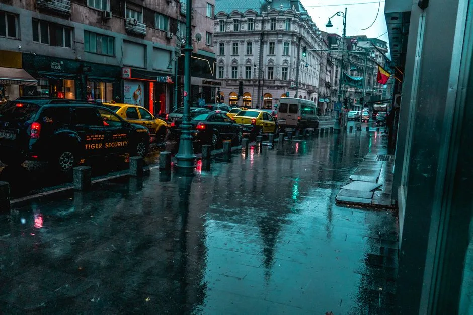 Cod galben de precipitații abundente și ninsori la munte în România
