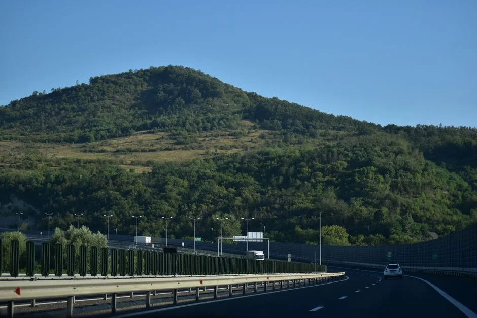 Primul tunel de autostradă din România, un pas important în infrastructura națională