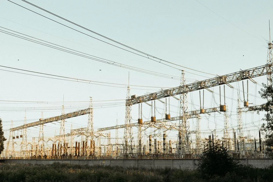 Scumpirea energiei electrice în UE: Cine poartă responsabilitatea?