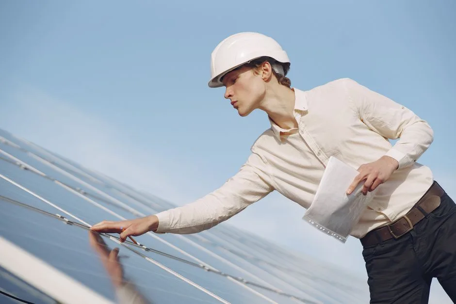 Prețurile la energie: Ce ne rezervă viitorul în contextul scumpirilor anunțate